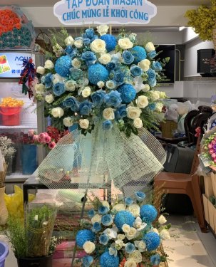 Kệ hoa tươi chúc mừng ngày khởi công 